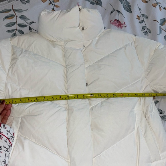 Gifts for Her 🎁☁️Long XS Aritzia Cloud Puff - Picture 9 of 14